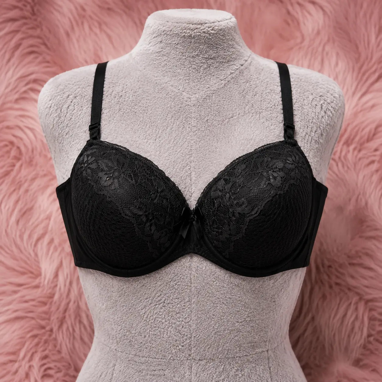 All-Over Lace Contour Push-Up Bra